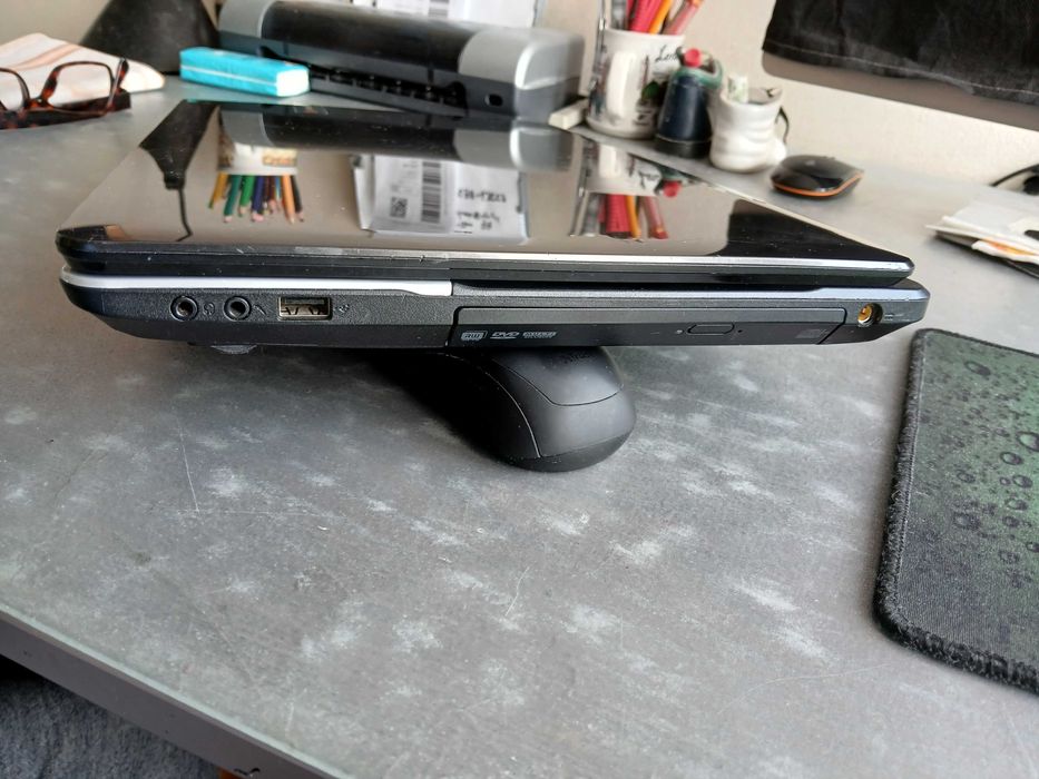 Acer Packard Bell ENLE11BZ AMD 1.2 Bateria /zsilacz