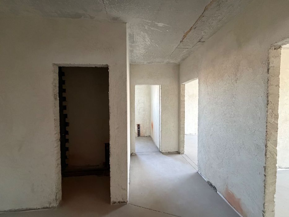 ЗДАНИЙ Продаж 2 кім. квартири + кухня-студія вул. Замарстинівська 134А