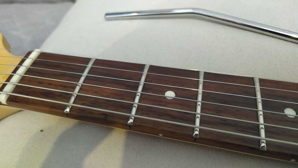 Gitara Sire Larry Carlton S3