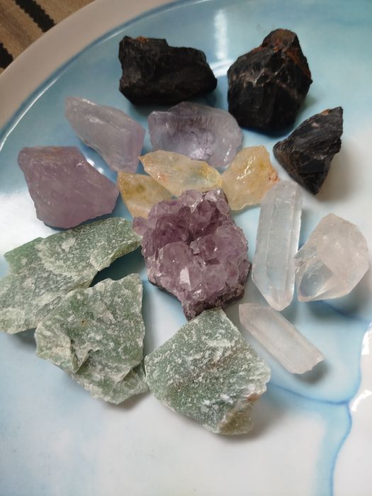 Duży zestaw kamieni naturalnych