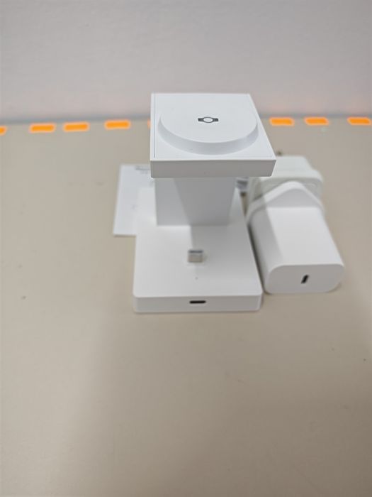Stację ładującą typu 3 in 1 Charging Station USB-C (HM730CCS)