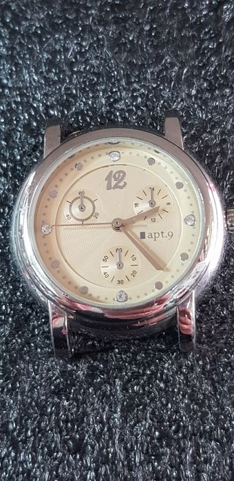 Годинник жіночій Apt 9