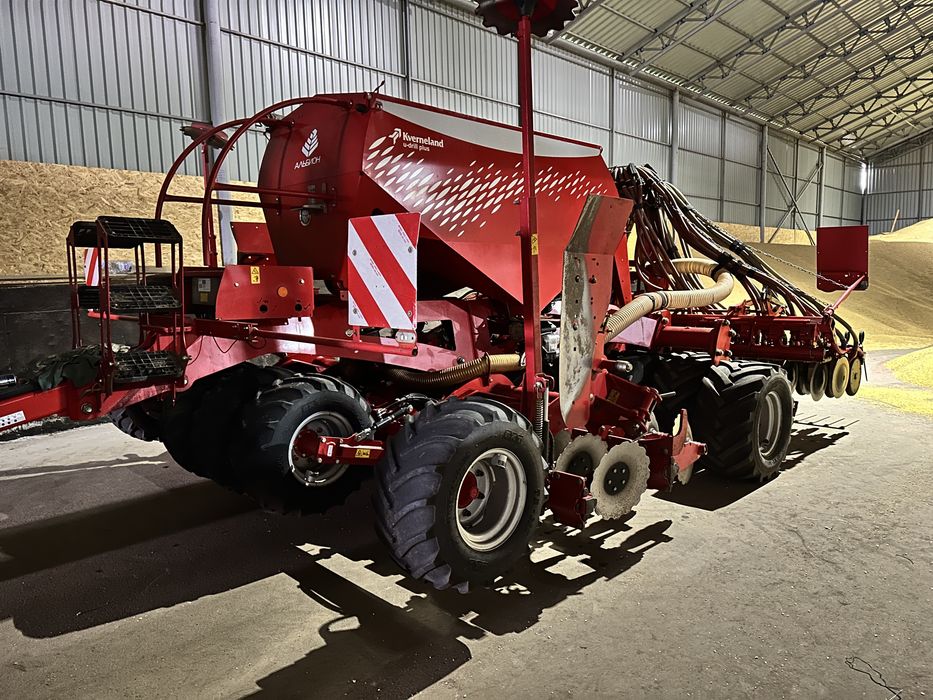 пневматичну сівалку Kverneland U-Drill Plus 4000