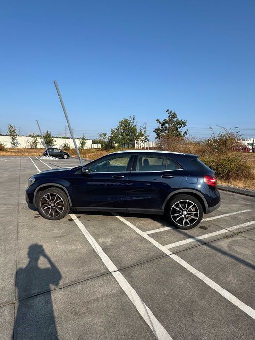 Mercedes GLA180d 2017