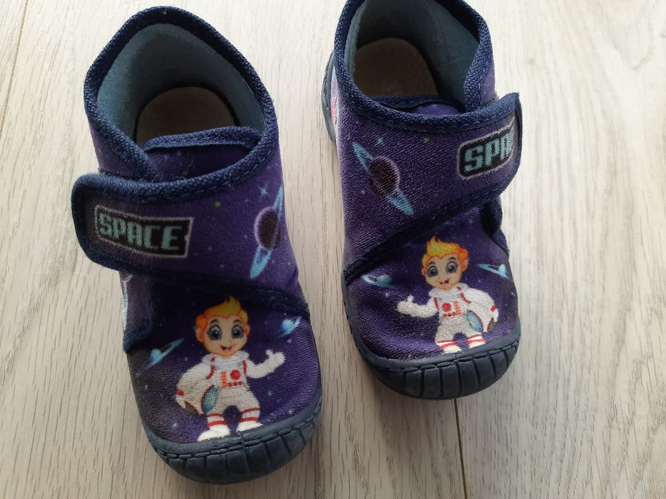 Buciki dla chlopca rozmiar 24