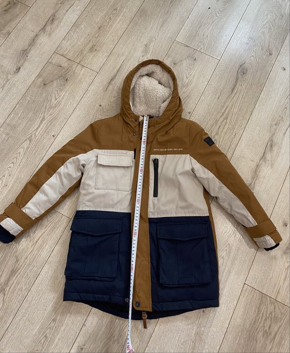 Зимняя куртка Reserved, 128 cм рост, Польша, состояние новой