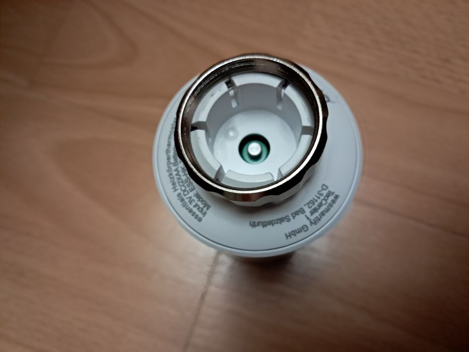 Glowica zawór termostatyczny Bluetooth Tuya  ESS-HK-TRV-6219 M30x1,5