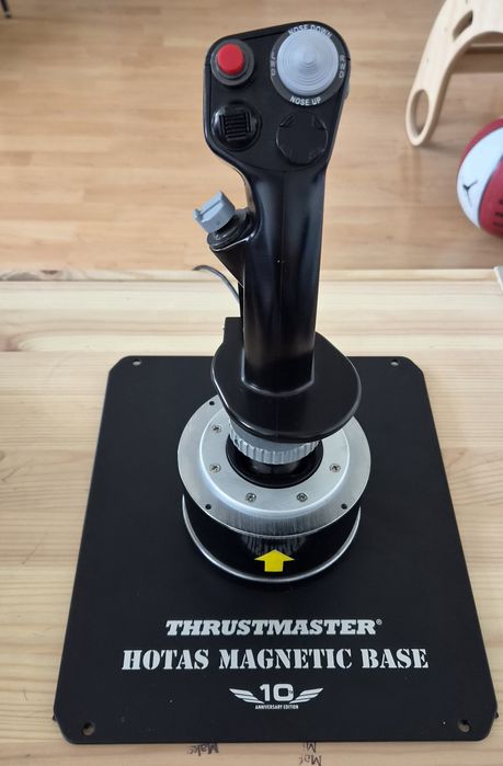 Thrusmaster Warthog Baza