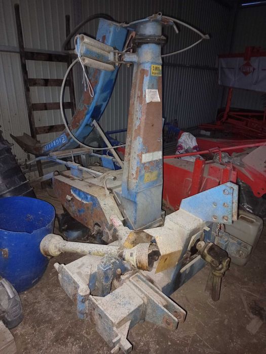 Máquina de silar milho444363453372180483