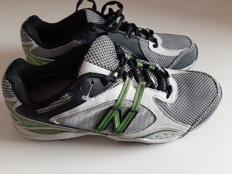 Buty New Balance MT841GG