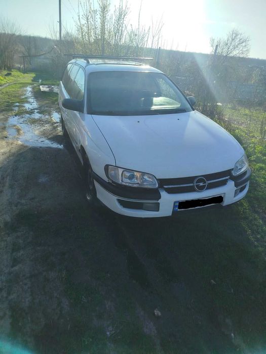 Opel Omega универсал