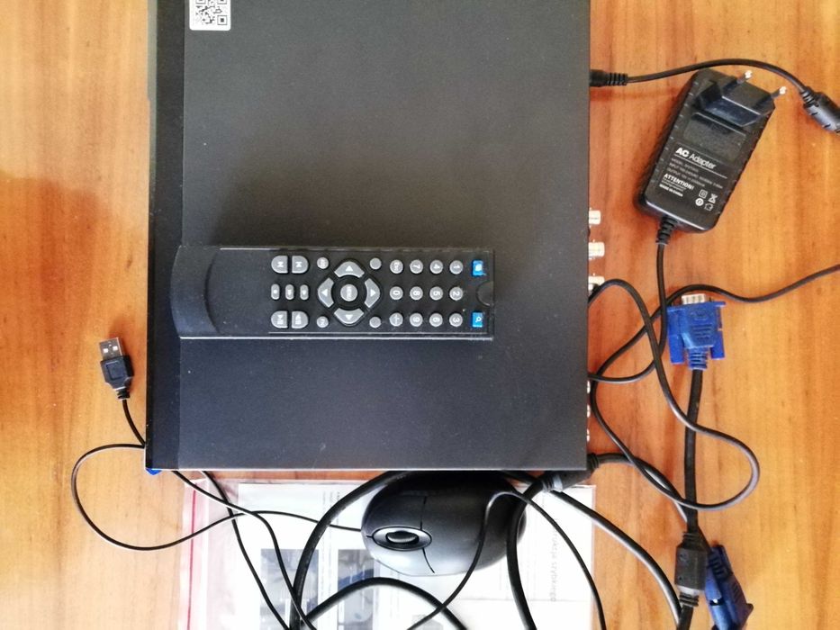 Monitoring firmy Kenik z dyskiem twardym 1 TB