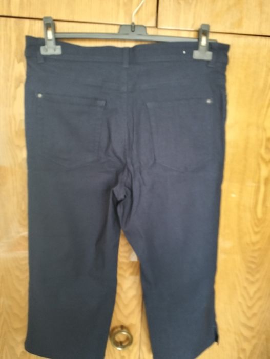 Spodnie damskie klasyczne