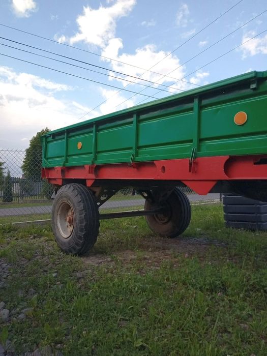 Przyczepa 1-osiowa z rozrzutnika