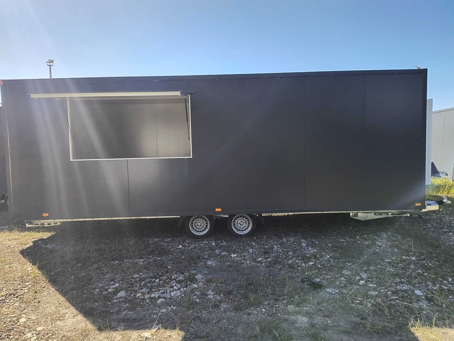 - PRZYCZEPA gastronomiczna - 7m x 2,5 m - 2 osie - dostępna NA PLACU -