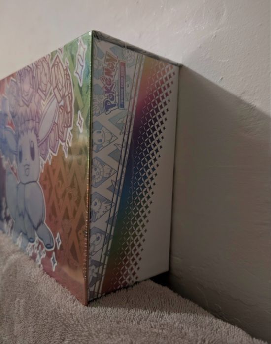 Super premium collection prismatic evolutions