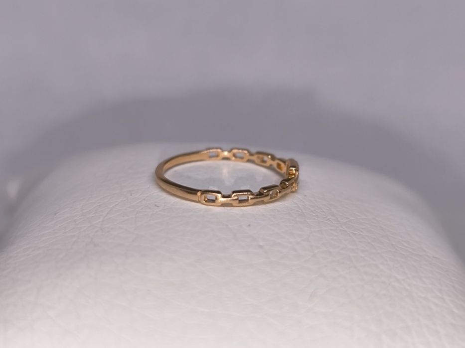 Кольцо золотое р16 (0.87гр)