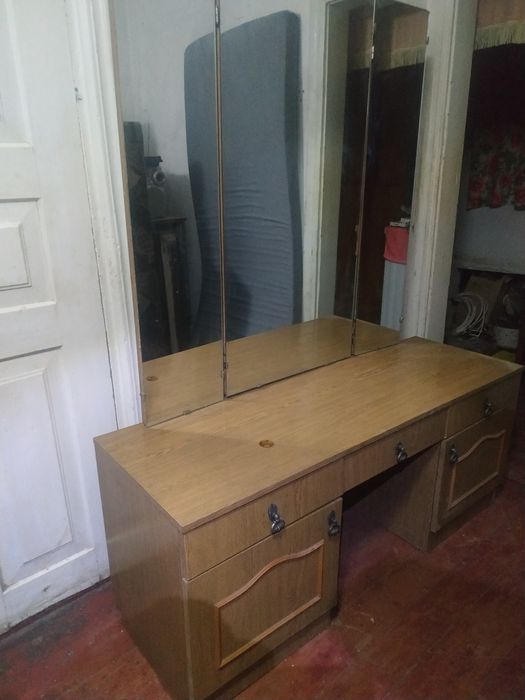 Зеркало триляж советске