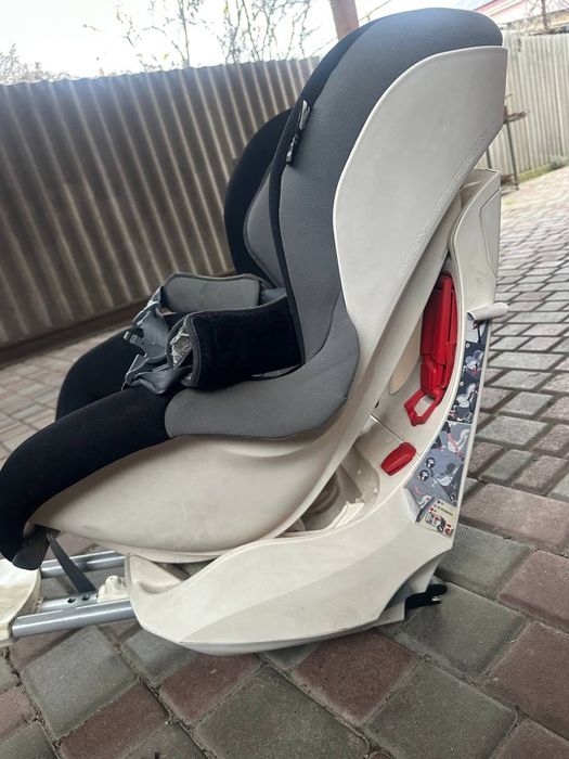 дитяче автокрісло Inglesina Amerigo I-FIX.