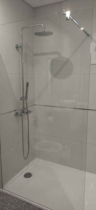 Vendo  resguardo fixo para base de duche