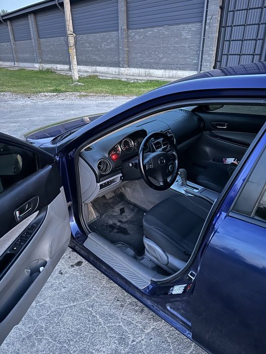 Продам mazda 6 на автомате