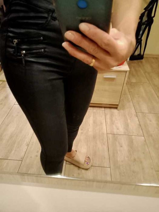 Spodnie woskowane Mohito roz S