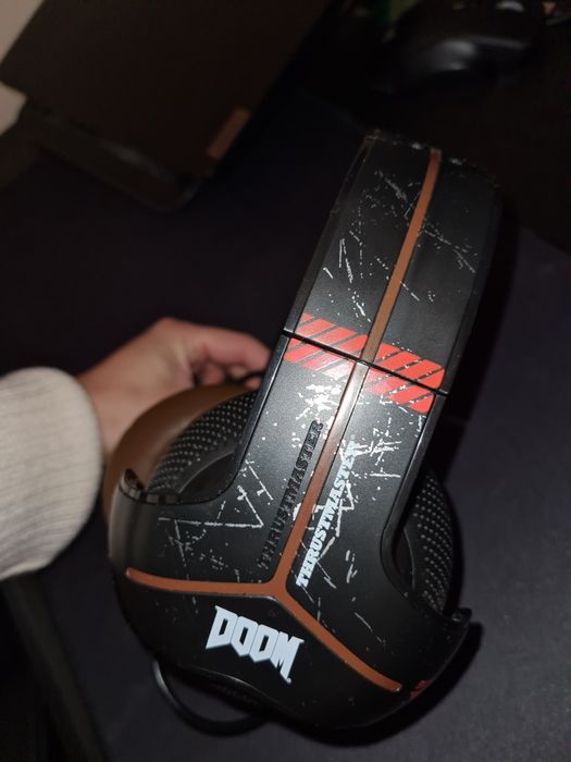 Headphones Doom .