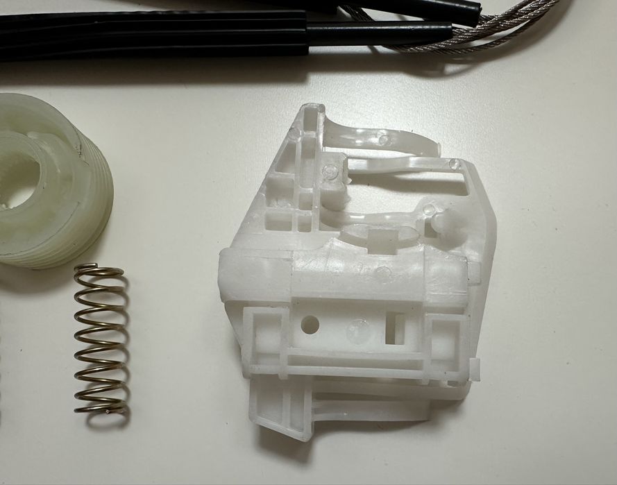 Kit reparação vidro trás direito Bmw X3 E83 2003 a 2010