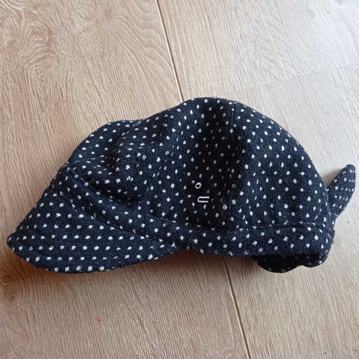 Cropp Czapka z daszkiem grubsza kaszkiet Bejsbolówka r XS/S kropki