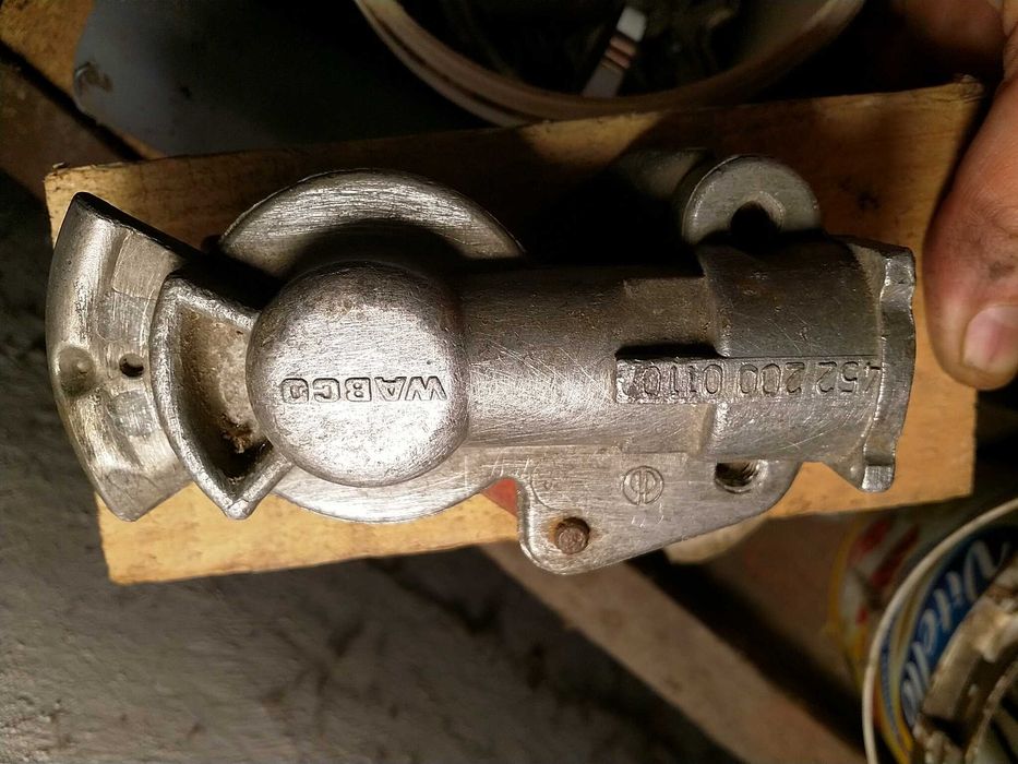 Głowica zawór pneumatyczna JD AZ50943 Wabco