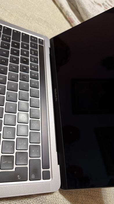 Macbook pro 13” m1