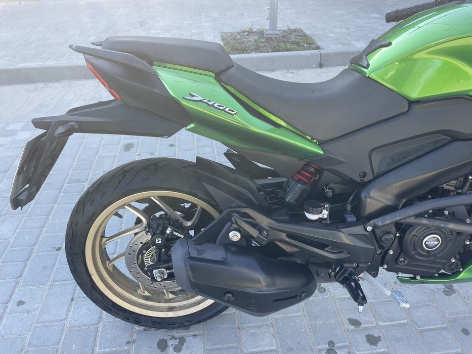 Bajaj Dominar 400