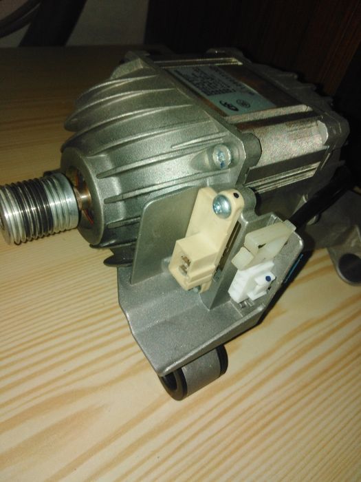 Продаются электродвигатели