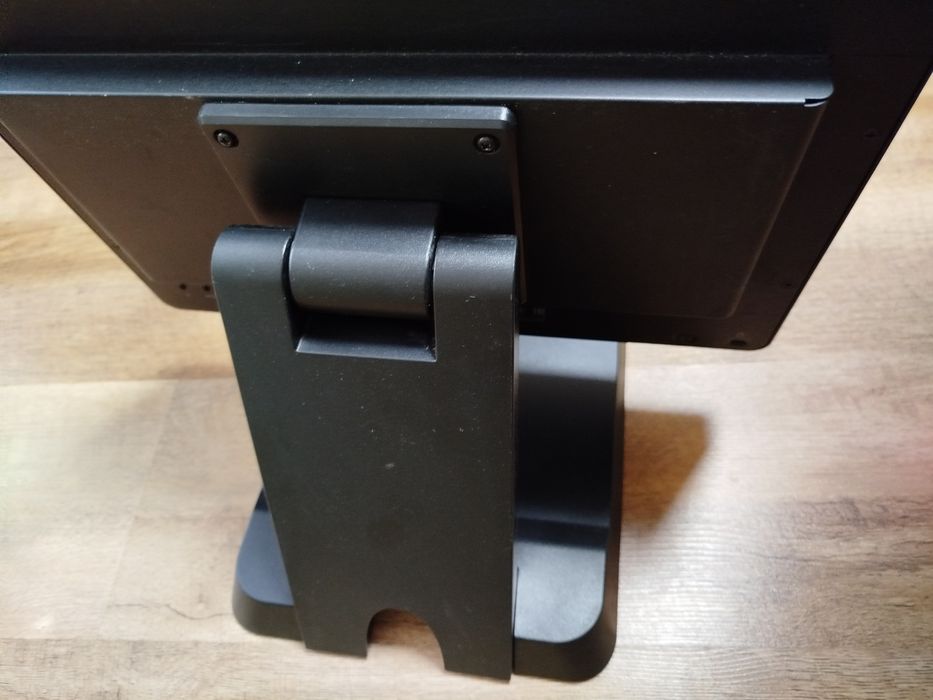 POS термінал сенсорний монітор  Liyama ProLite T1633MC-B1 15,6