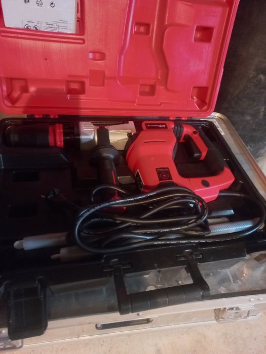 Відбійний молоток.