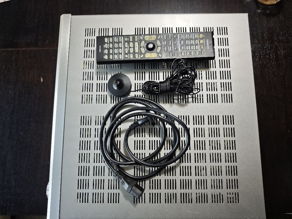 Onkyo tx-sr805 amplituner