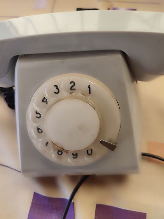 Телефон дисковий