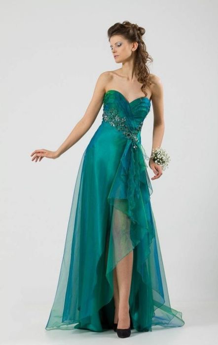 Вечірня сукня, плаття.