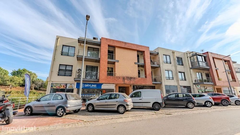 Apartamento T3 em Fradelos | 146 m² | Varanda c/ Churrasqueira