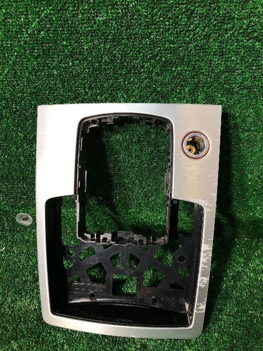 AUDI Q7 4L 2005-> LISTWA RAMKA DEKOR PANEL MMI 4L0864261 ALUMINIUM