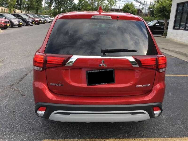2019 Mitsubishi Outlander ES