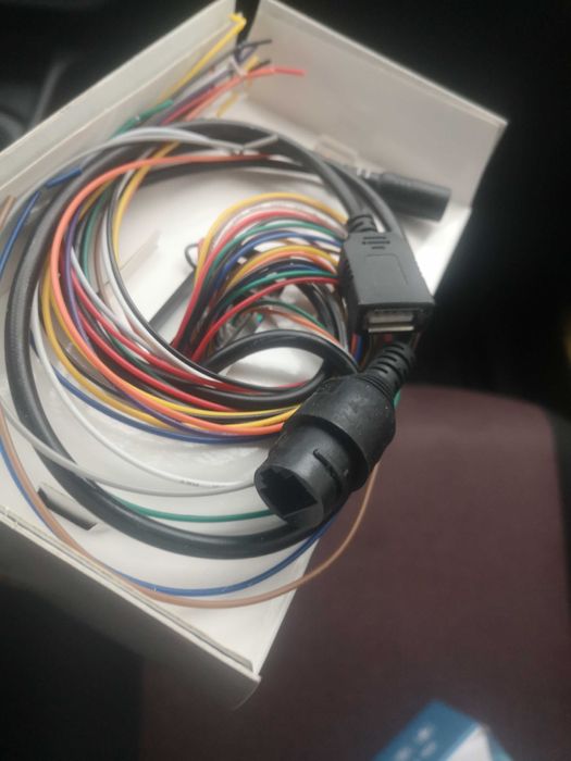 Контроль доступа и пароль електронний замок дверь