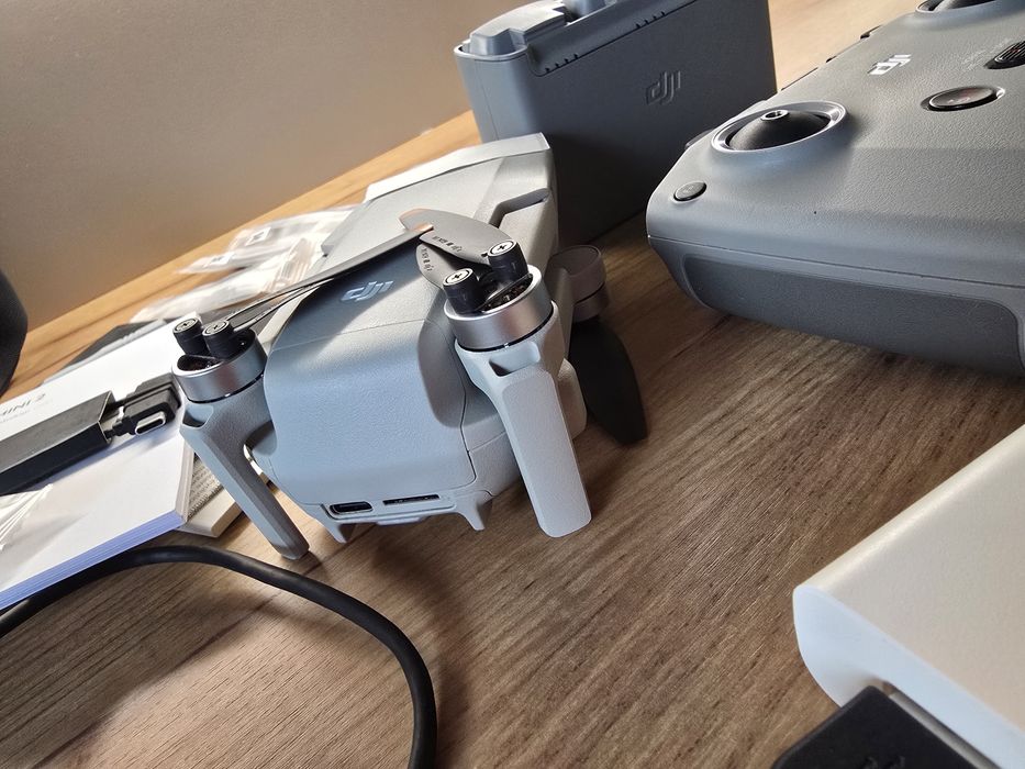 Dji mini 2 flymore combo 249g bez OC