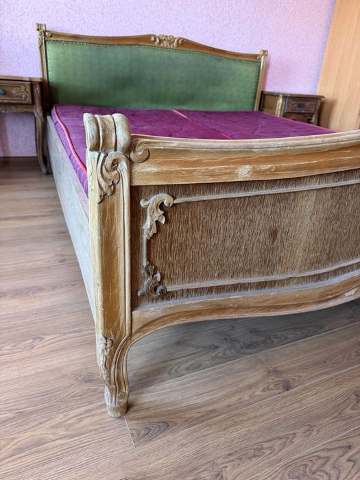 Комплект ліжко+тумби дерево вінтаж під реставрацію