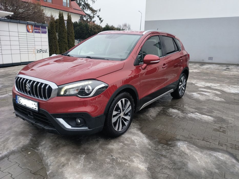 Suzuki SX4 s cross Lift 1.4 T automat 4X4  panorama skóry radar kamera