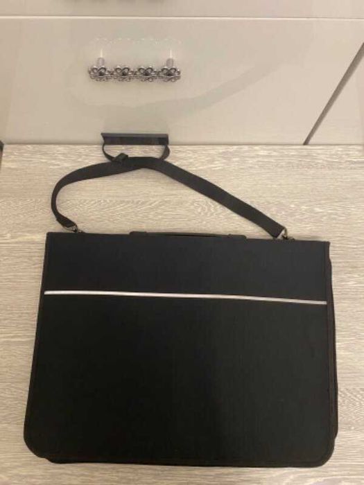 Сумка чемодан “Wenger” в идеальном состоянии