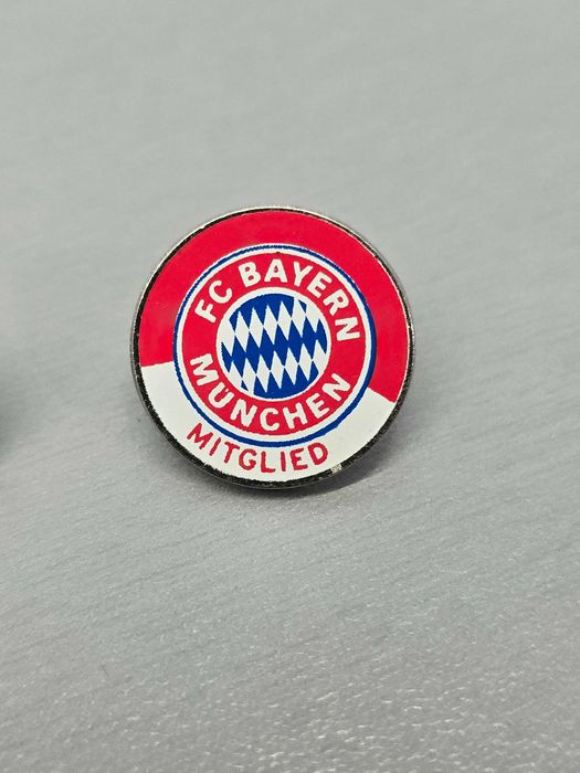 Wpinka sportowa FC Bayern Munchen Mitglied