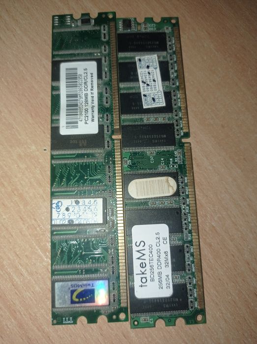 Процессор i3 3240 dd3 1600/1333мгц ,ddr,радиатор и прочее планки задни