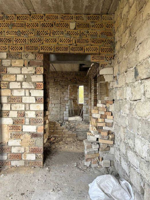 Продам будинок (недобудова) в с.Нові Петрівці Вишгородського району