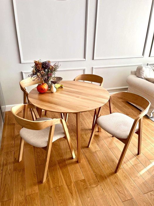 Krzesło drewniane tapicerowane-lite drewno dębowe